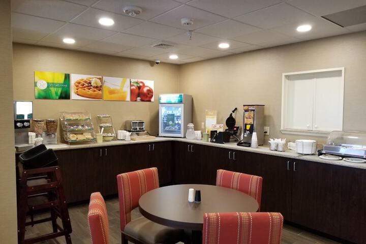 Breakfast area