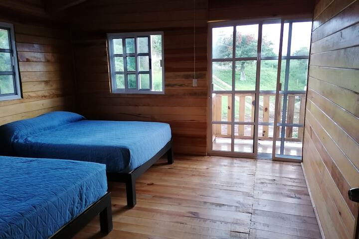 Room 4 of 44