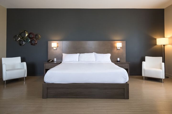 Room 13 of 45