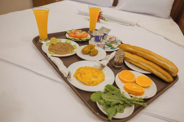 Breakfast/Coffee Service 99 of 110