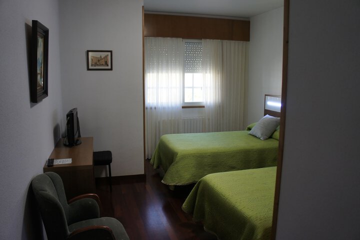 Room 6 of 62