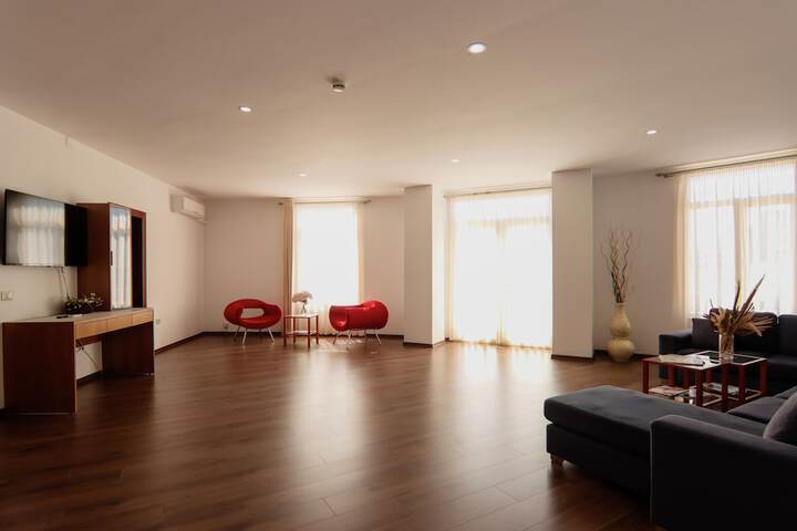 Room 73 of 187