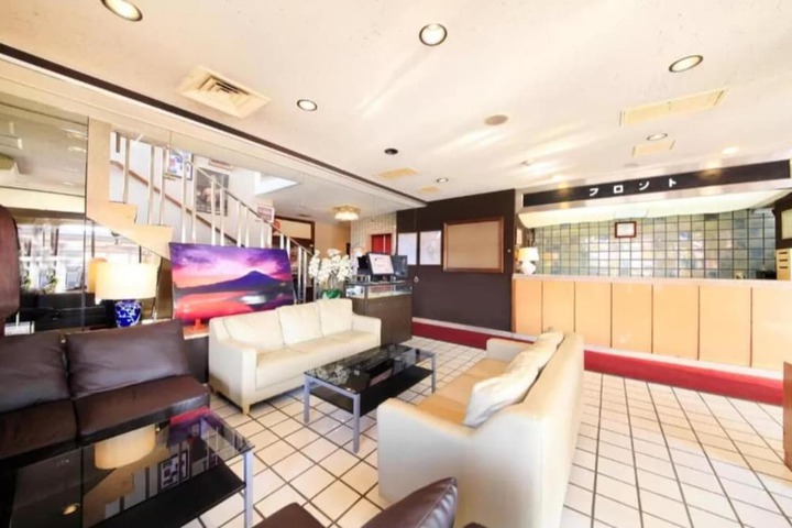 Guest Lobby