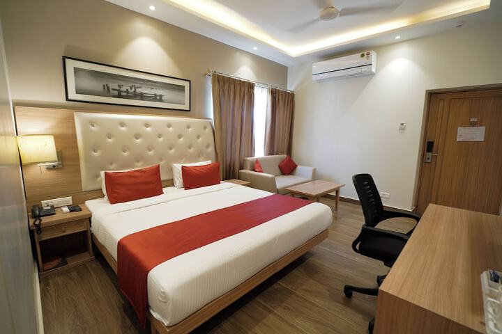 Room 13 of 54