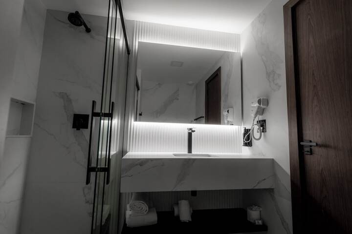 Room 104 of 130