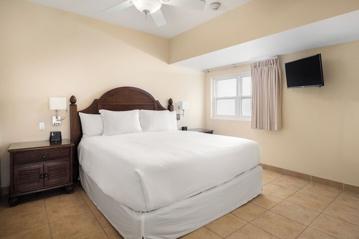 Room 35 of 209