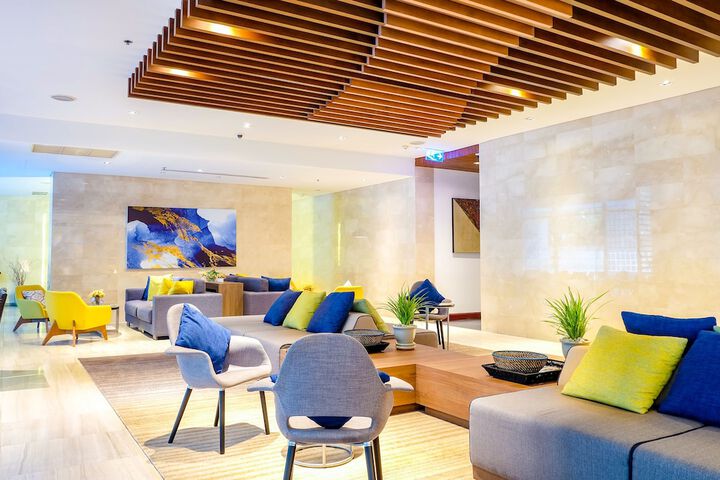 Guest Lobby