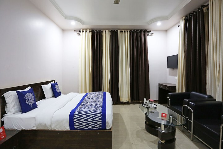 Room 17 of 20