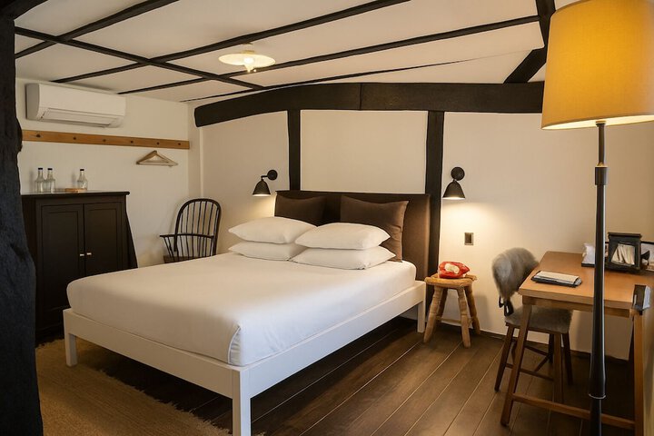 Room 15 of 39