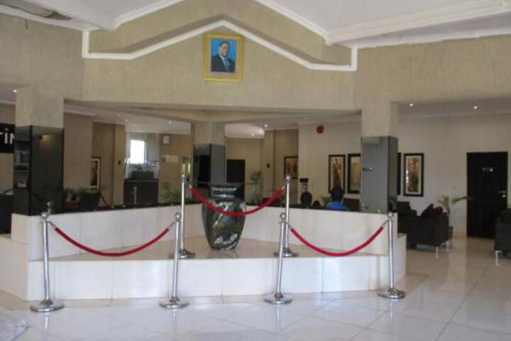 Platinum City Centre Hotel