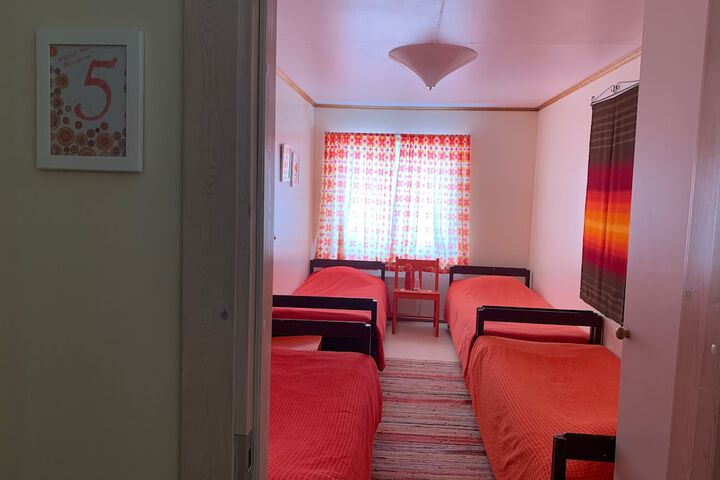Room 28 of 123