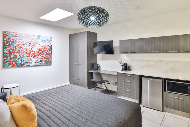 Room 18 of 71