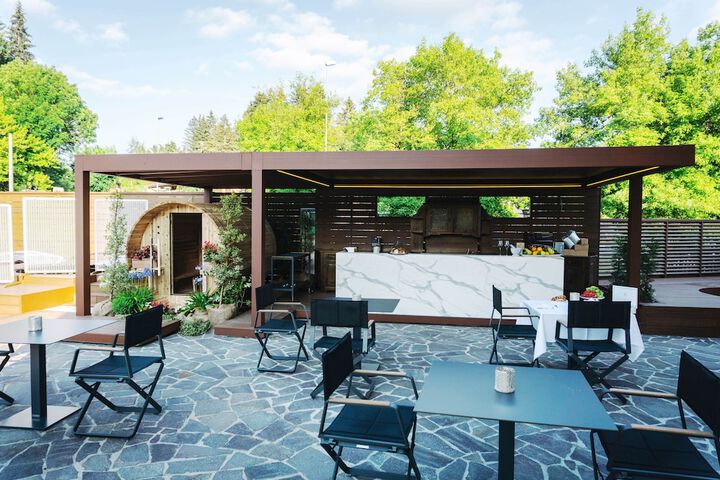 Terrace/Patio 97 of 98