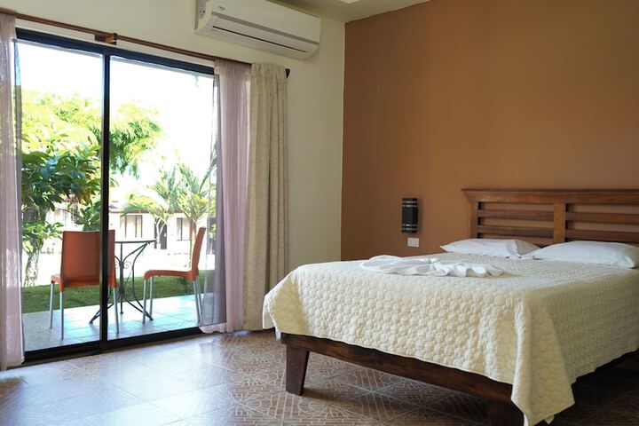 Room 7 of 42