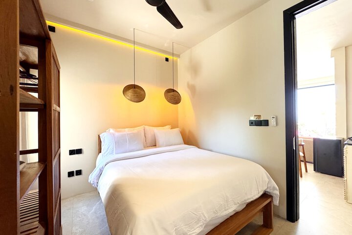 Room 26 of 115
