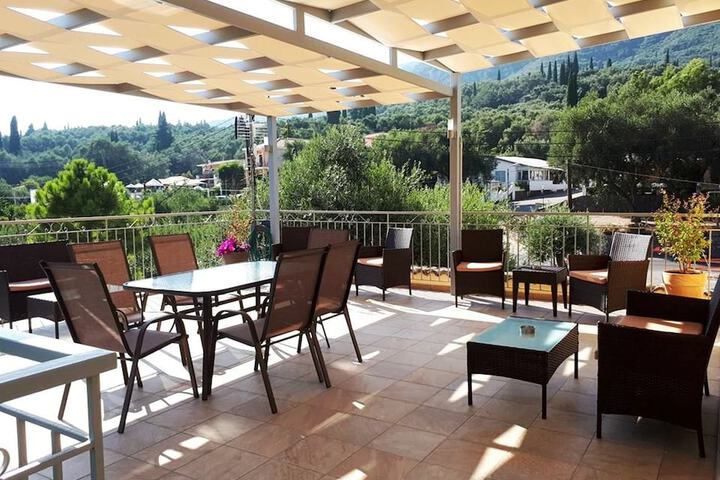 Terrace/Patio 21 of 24