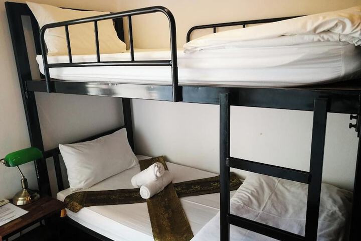 Room 7 of 34