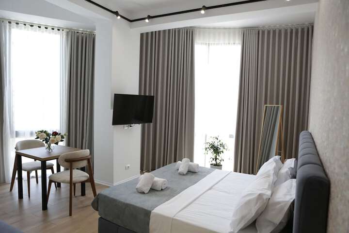 Room 10 of 52
