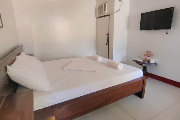 Room 18 of 29