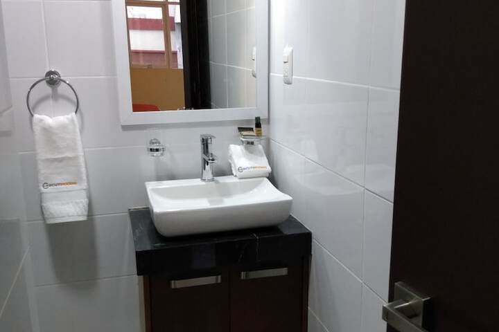 Room 16 of 23
