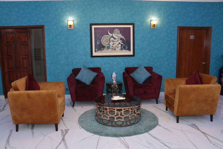 Hotel Interior 6 of 40