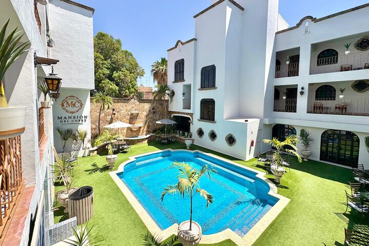 Exterior of MANSION DEL COBRE