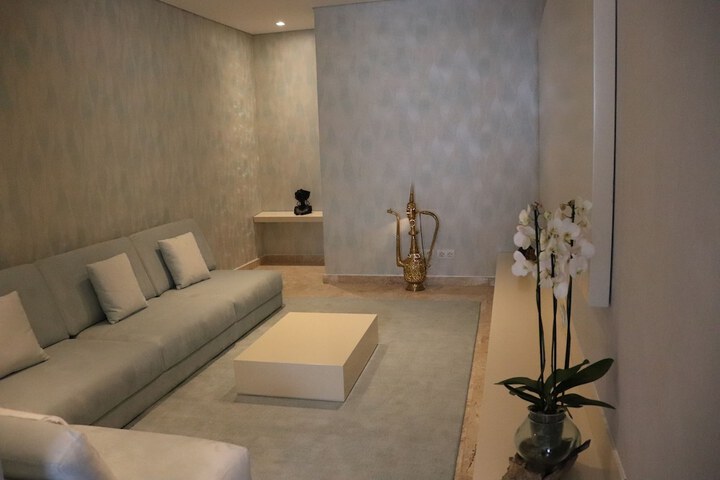 Room 42 of 99