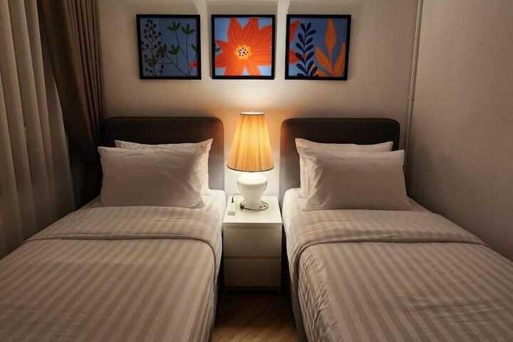 Room 17 of 84
