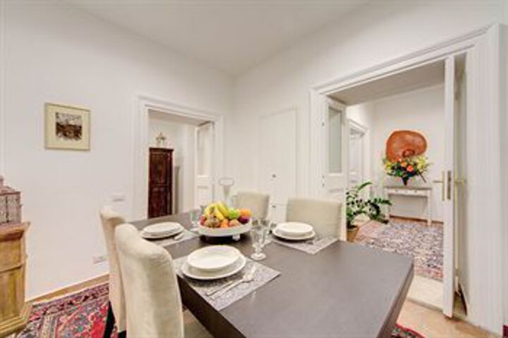 Room 4 of 49