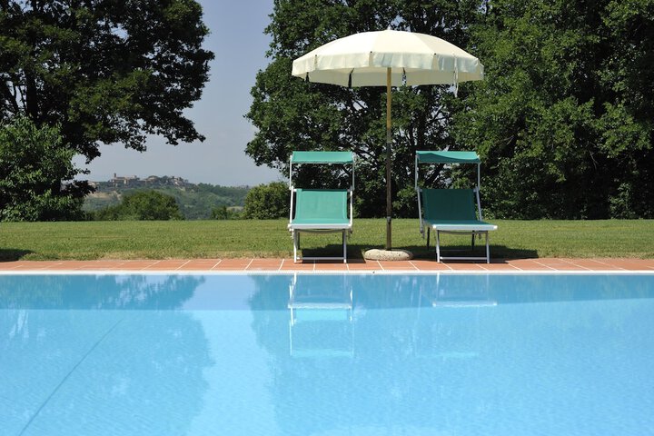 Pool 24 of 63