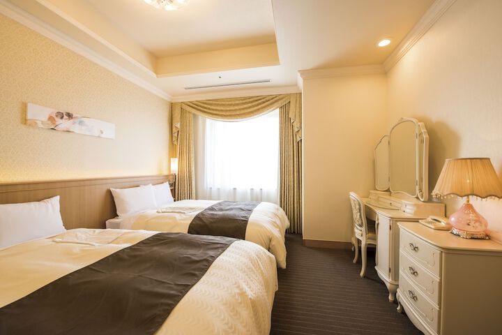 Room 16 of 62