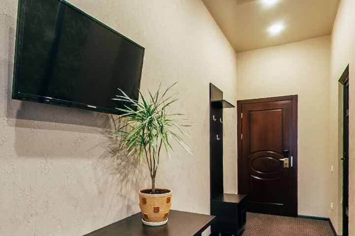 Room 10 of 54