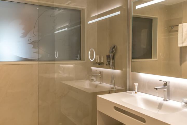 Bathroom Interior Photo