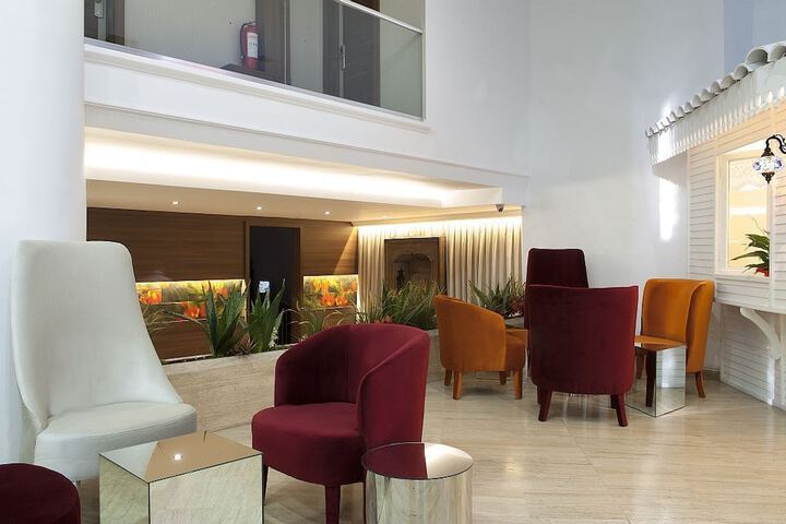 Guest Lobby