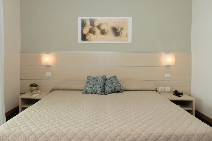 Room 50 of 154