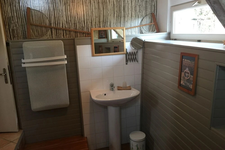 Room 7 of 21
