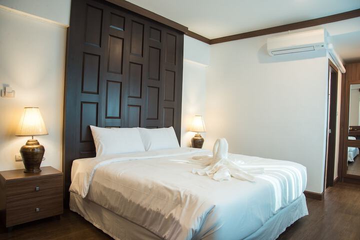 Room 7 of 39