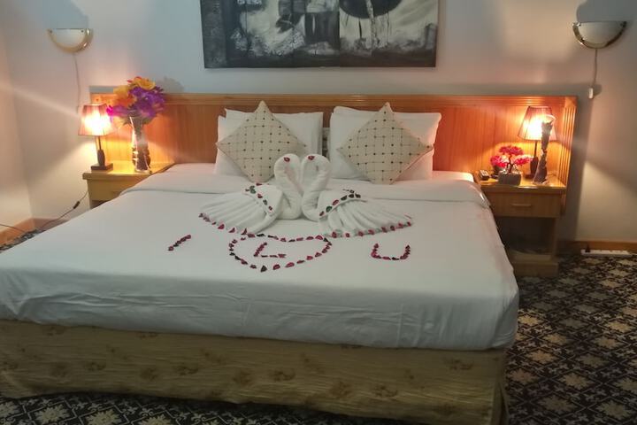 Room 10 of 81