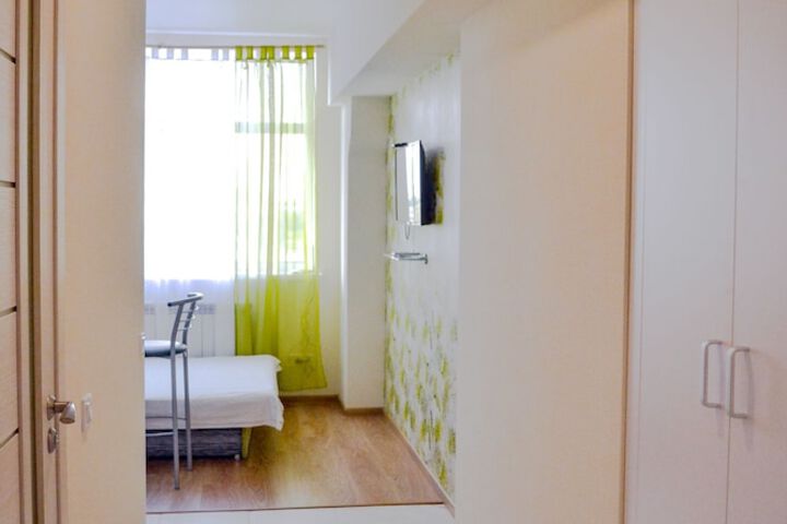 Room 17 of 128
