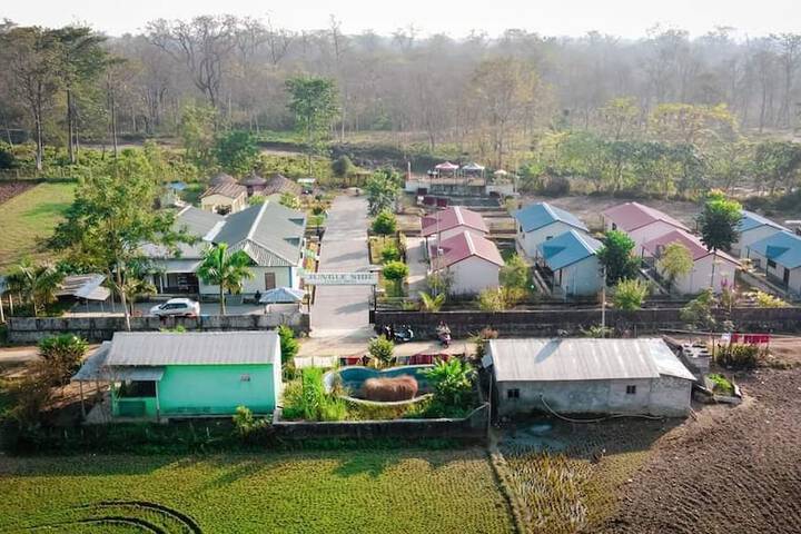 Jungle Side Luxury Hotel