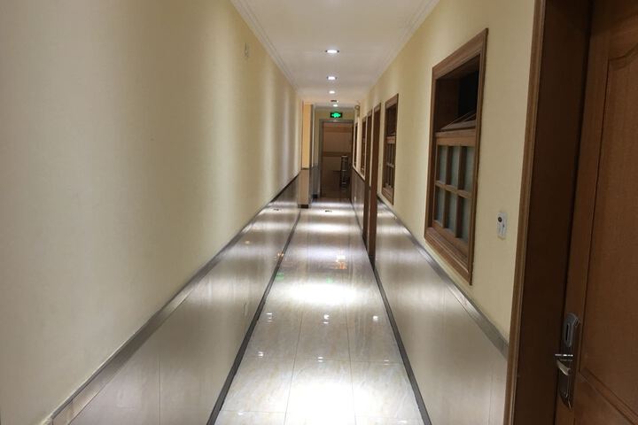 Hotel Interior 10 of 41