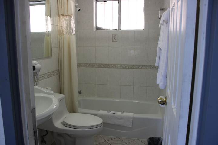 Room 42 of 68