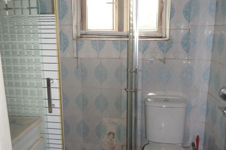Room 20 of 26
