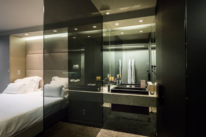 Bath Interior