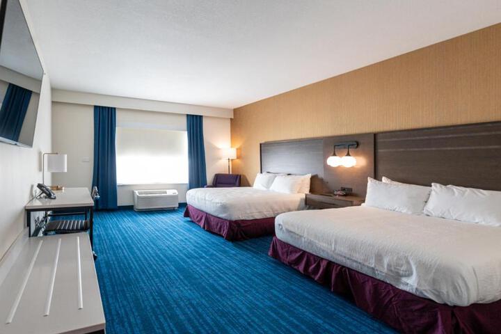 Deluxe Room 2 Queen Beds (2 of 4)