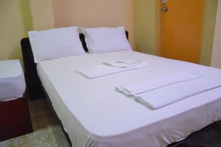 Room 2 of 5