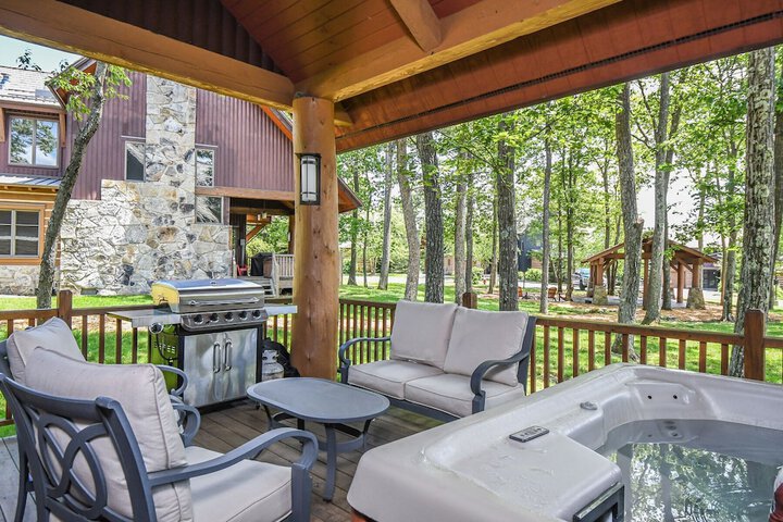 Terrace/Patio 9 of 10
