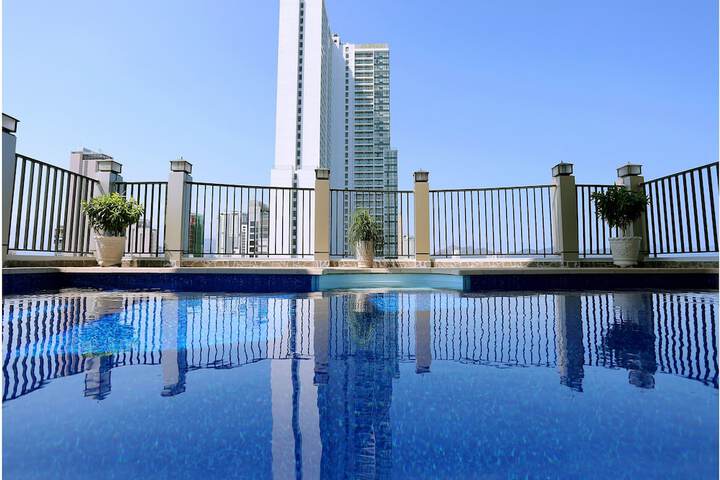 Pool 33 of 50