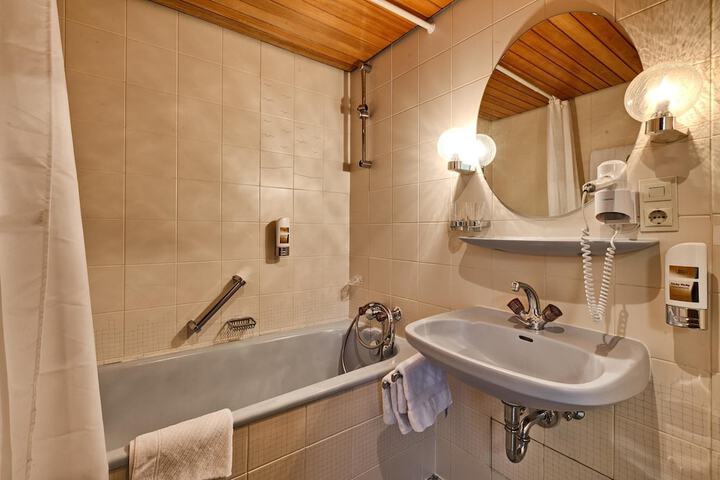 Bath Photo