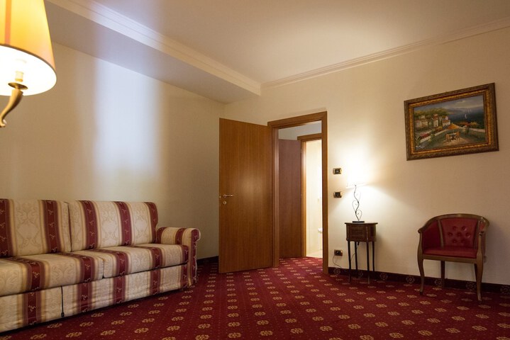 Room 20 of 67